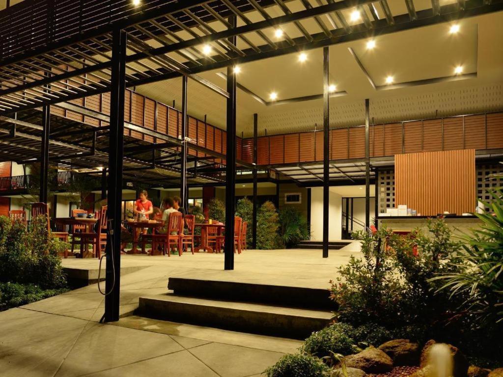 Hotel The Breeze Koh Lipe Exterior foto
